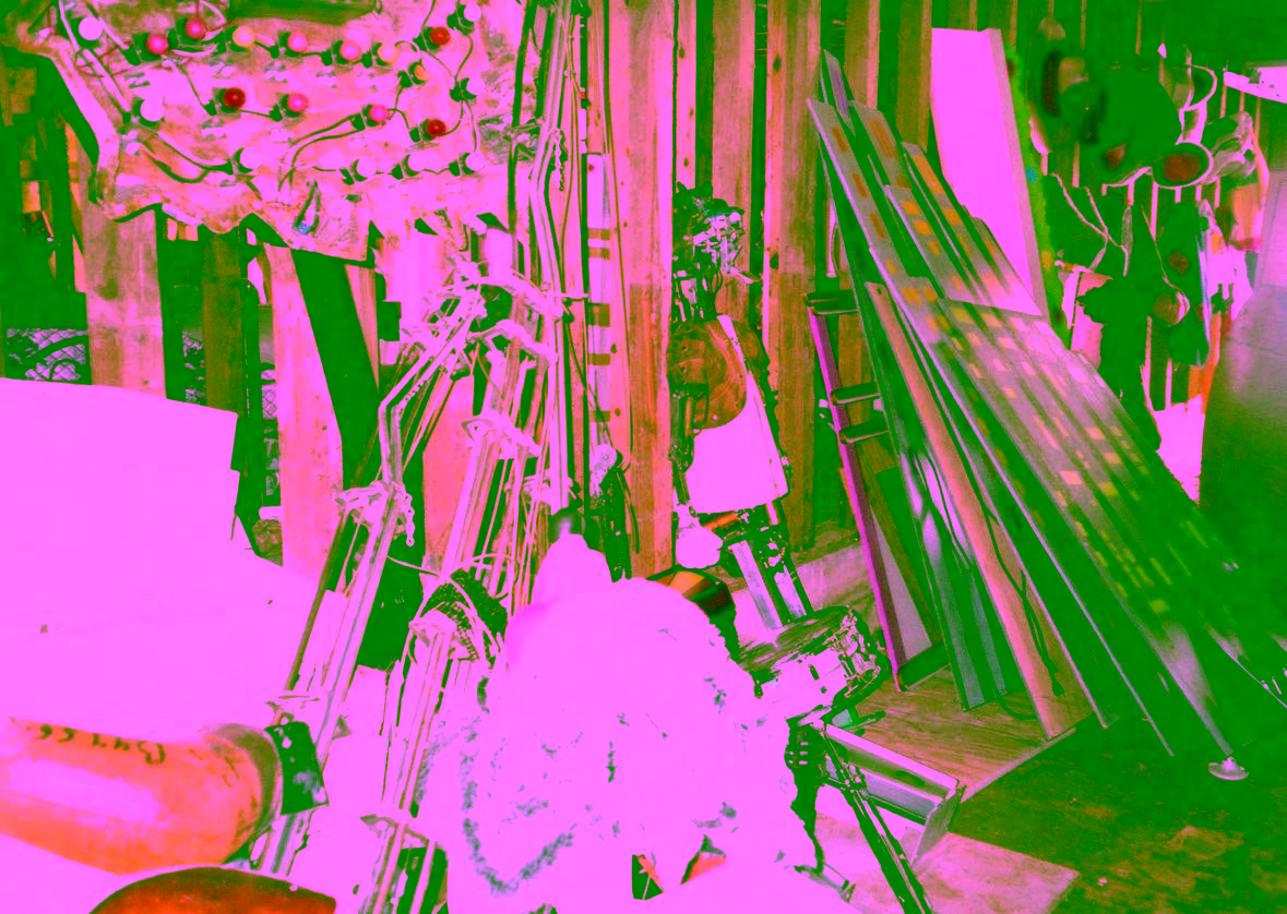 Knoxville's parts in a storage unit shortly after the closure of the store. Possibly dumpster dived from the damaged parts.