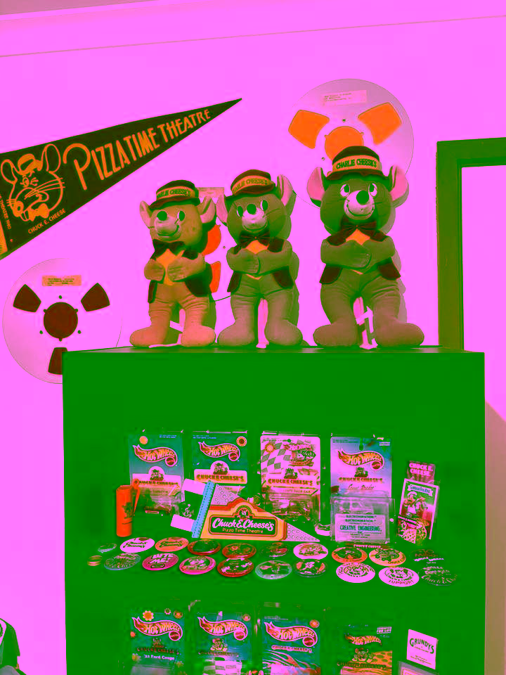 Charlie Cheese's Items